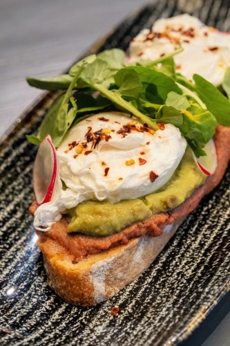 Avocado and poached egg breakfast and brunch with fresh ingredients in Jay Kays Cafe Dublin